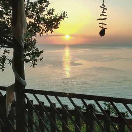 Balcony On The Rocks Vila Agioi Saranta Exterior foto