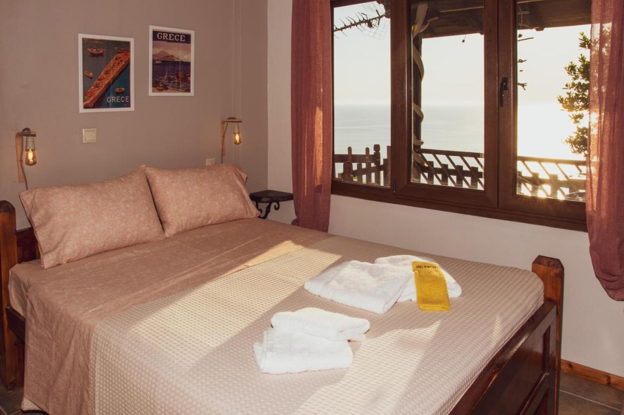 Balcony On The Rocks Vila Agioi Saranta Exterior foto
